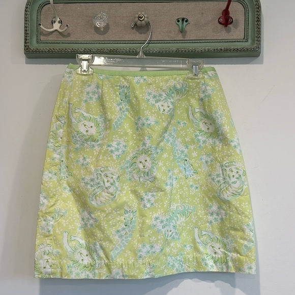 Vintage Lilly Pulitzer, large wildcat, lion tiger cotton, mini skirt, green 6 - Picture 1 of 5